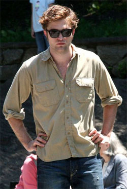 How to Wear an Untucked Sport Shirt, by Robert Pattinson